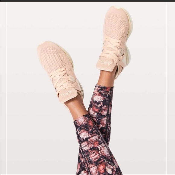 Apl techloom ascend sneaker Cream Ivory High Top Womens Size 9.5 - Picture 2 of 14